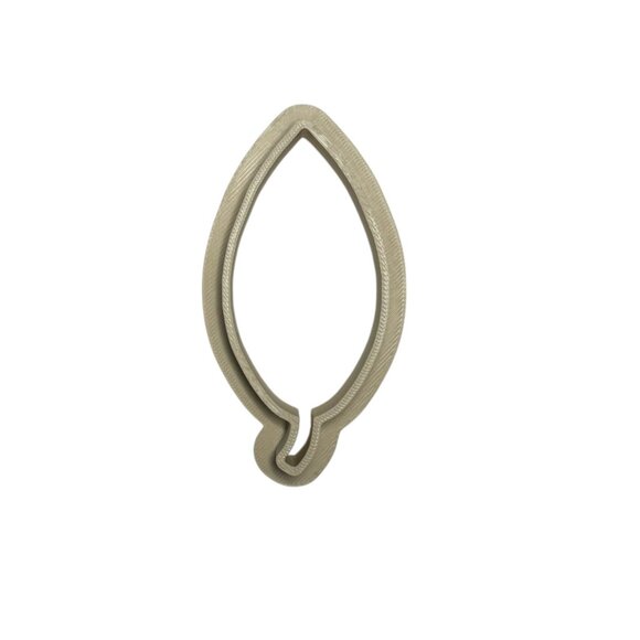 🍪3/$12 SALE🍪Leaf Cookie Cutter - Picture 1 of 3
